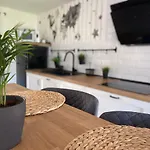 Casas De Lola * Candeleda