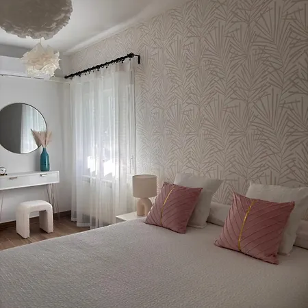 Casas De Lola Apartment *