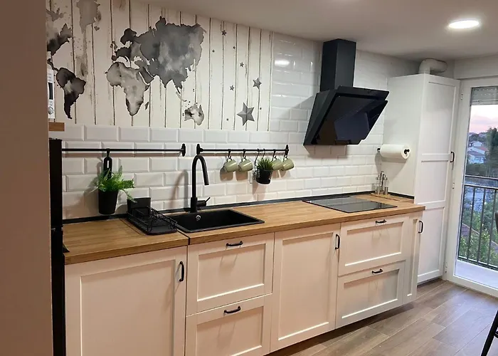 Casas De Lola 칸델레다